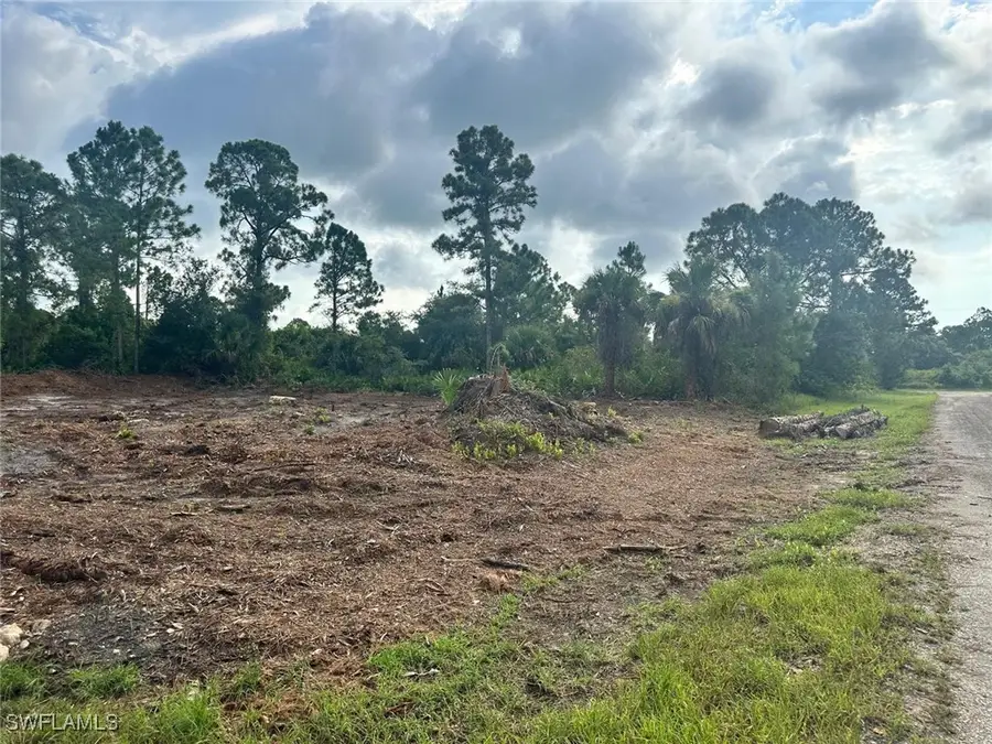 1063 Binkley Street E, Lehigh Acres, FL 33974 - Image #3