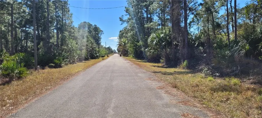 2020 Monroe Avenue, Alva, FL 33920 - Image #2