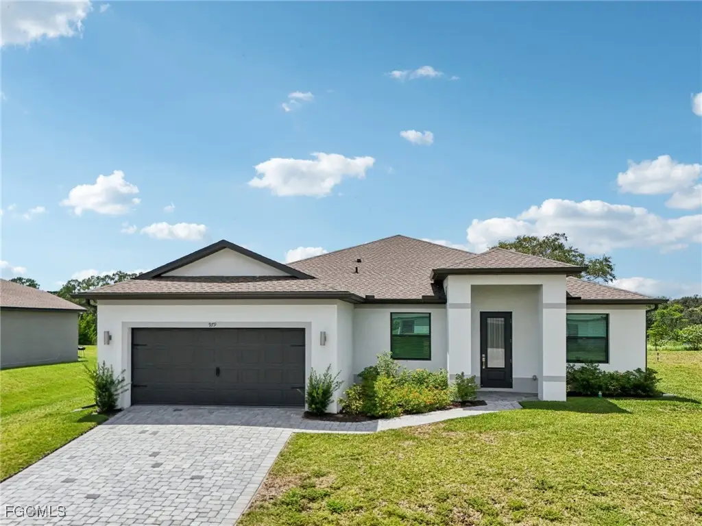 939 Admiral Bull Halsey Avenue, Labelle, FL 33935 - Image #1