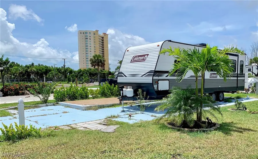 19681 Summerlin #23 Road, Fort Myers, FL 33908 - Image #3