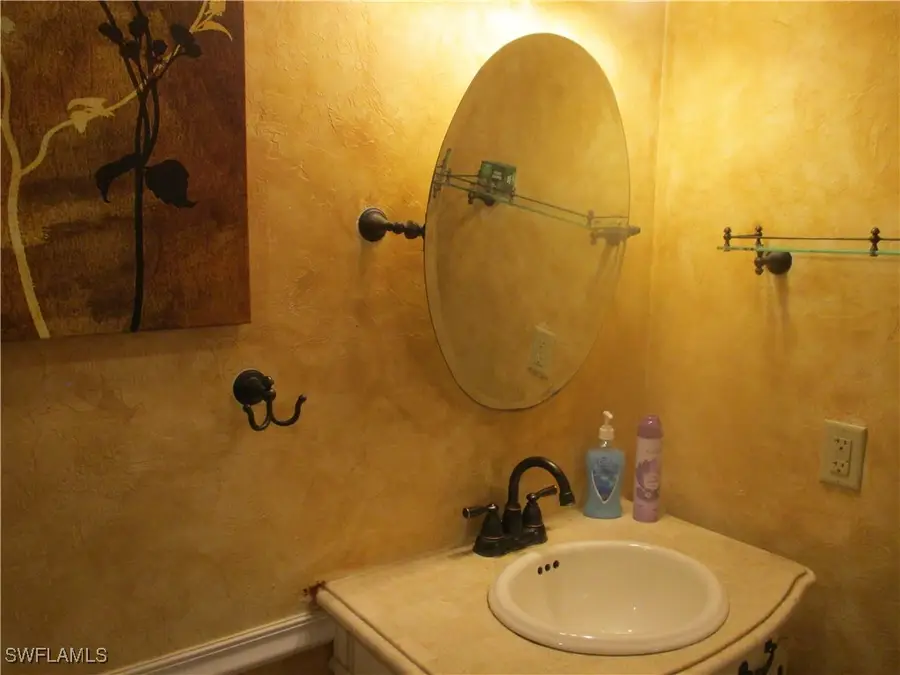 3225 E Riverside Drive #27B, Fort Myers, FL 33916 - Image #3