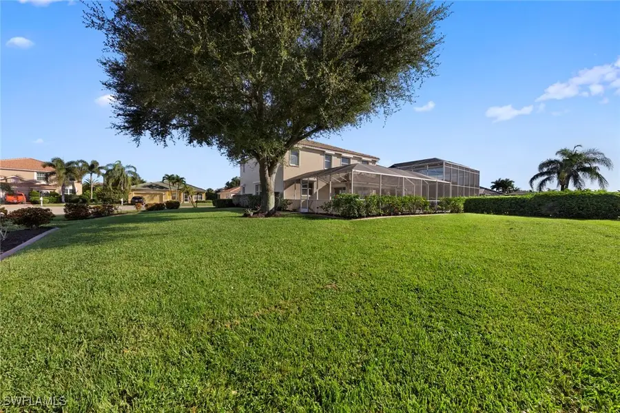 11091 Lakeland Circle, Fort Myers, FL 33913 - Image #2