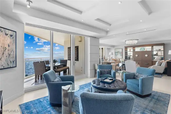 11125 Gulf Shore Drive #701, Naples, FL 34108