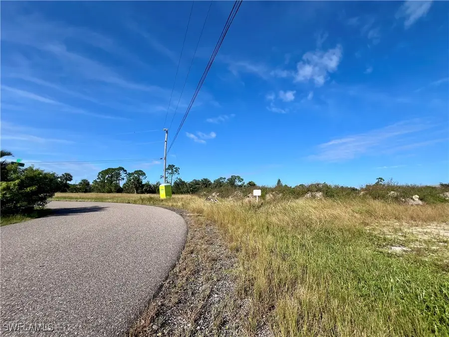 1515 NE 32nd Lane, Cape Coral, FL 33909 - Image #2