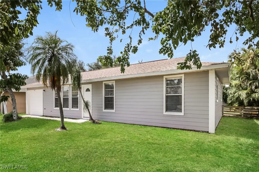 143 SE 30th Terrace, Cape Coral, FL 33904 - #2