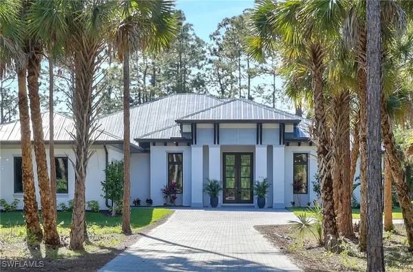 933 11th Street Sw, Naples, FL 34117