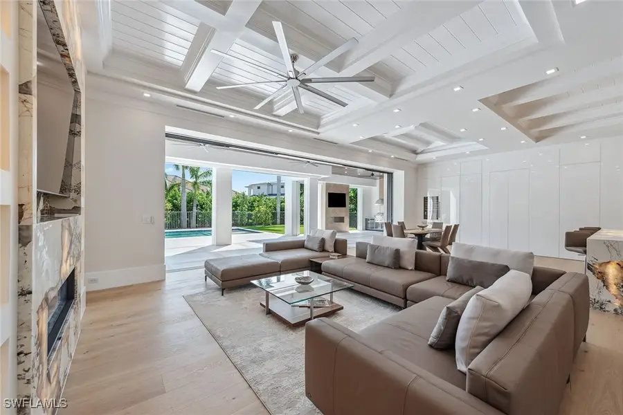 3280 Crayton Road, Naples, FL 34103 - Image #2