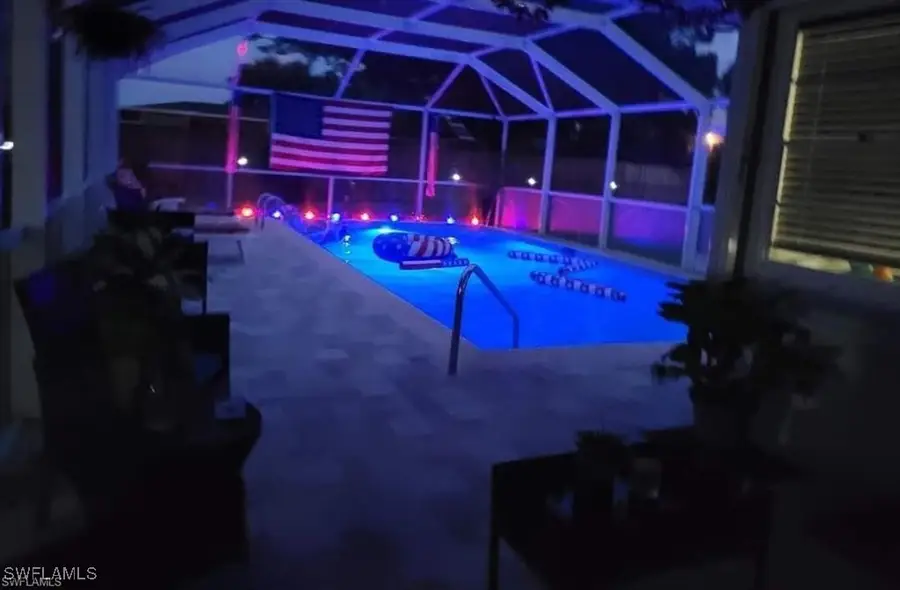 2705 SE 17th Avenue, Cape Coral, FL 33904 - #2