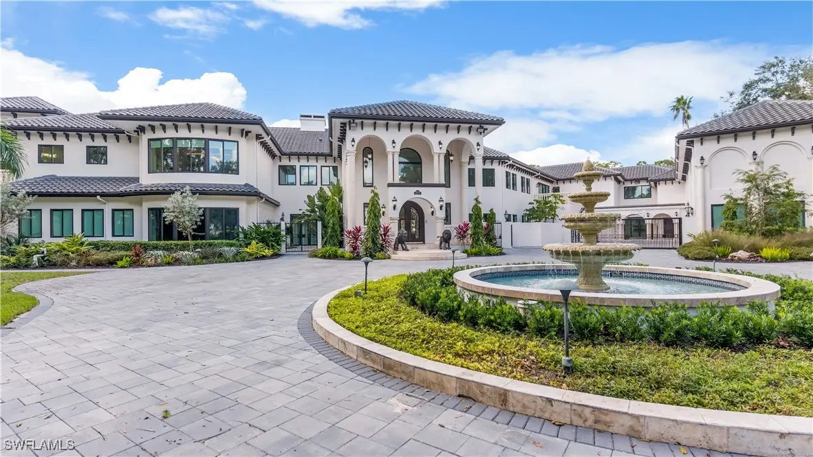 13323 Rosewood Lane, Naples, FL 34119 - Image #1