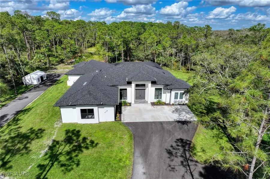 219 33rd Avenue Nw, Naples, FL 34120 - #3