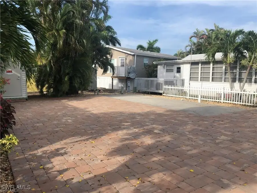 5628 Red Bird Lane, Fort Myers, FL 33908 - Image #2