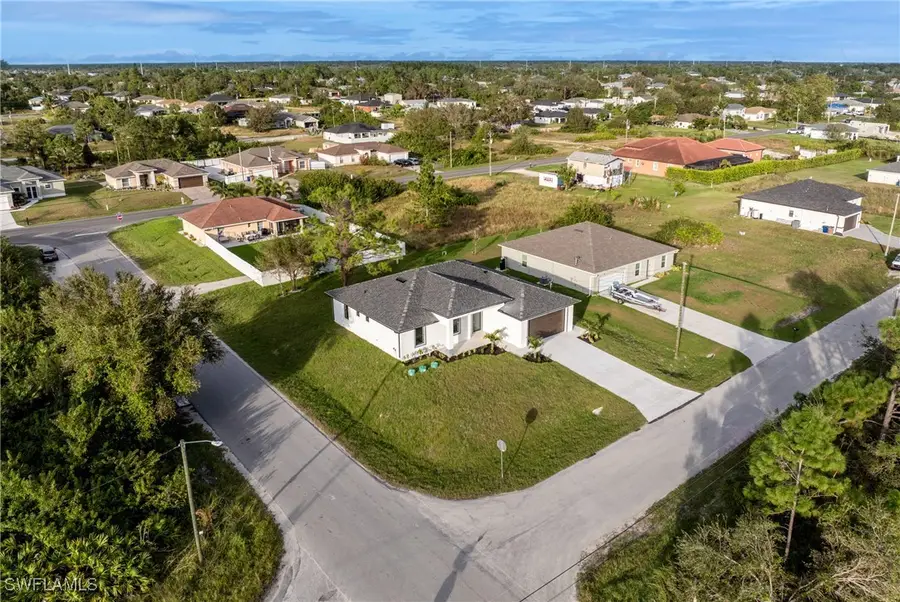 3318 9th Street Sw, Lehigh Acres, FL 33976 - #3