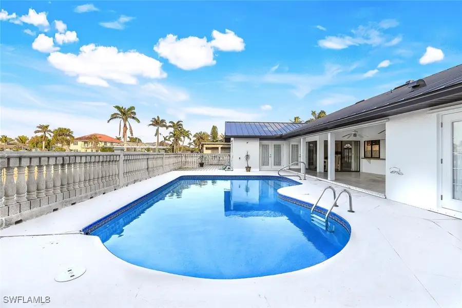 475 Seabee Avenue, Naples, FL 34108 - Image #2