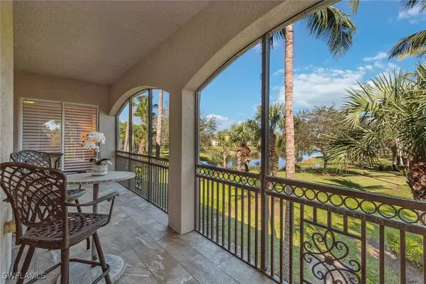 3189 Aviamar Circle #202, Naples, FL 34114