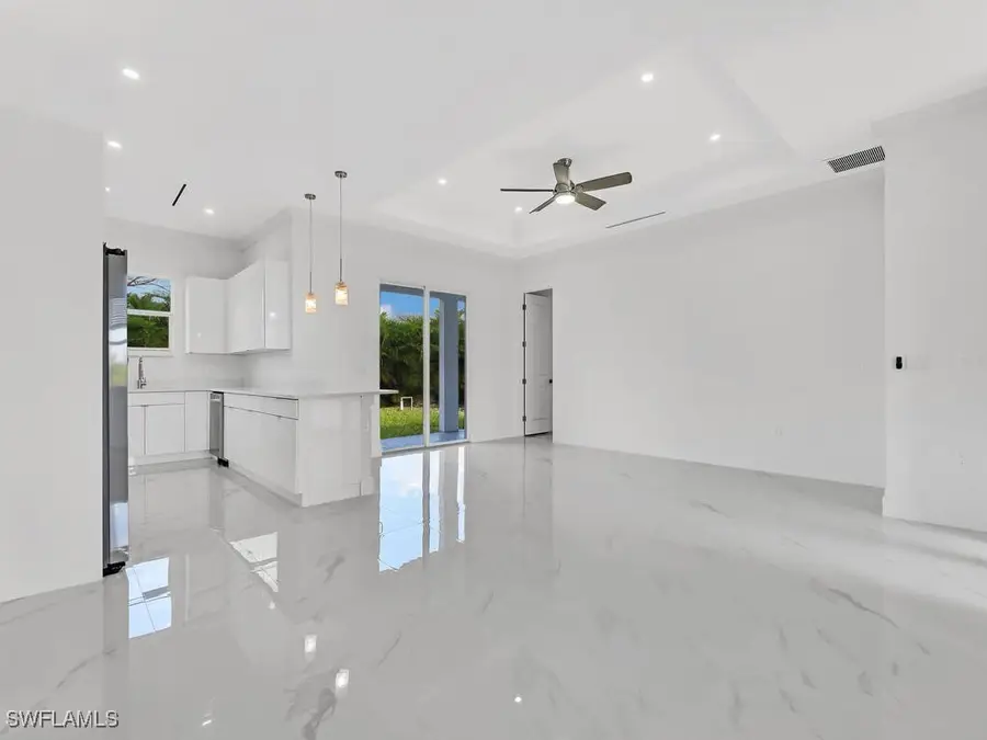 6032 Langdon Avenue, Fort Myers, FL 33905 - Image #3