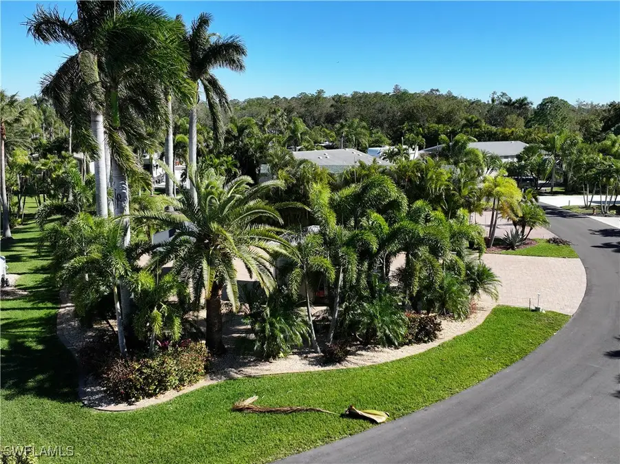 5861 Maplewood Court, Fort Myers, FL 33905 - Image #3