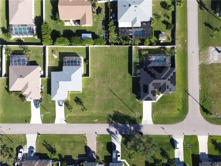 925 SW 6th Court, Cape Coral, FL 33991 - #3