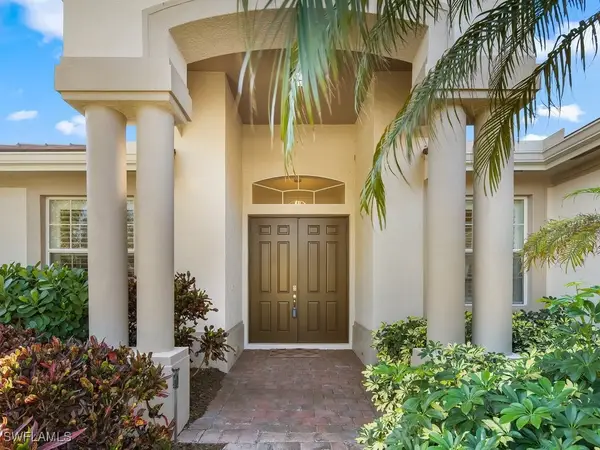 442 Saddlebrook Lane, Naples, FL 34110