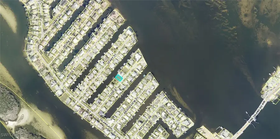 2656 Clyde Street, Matlacha, FL 33993 - Image #2