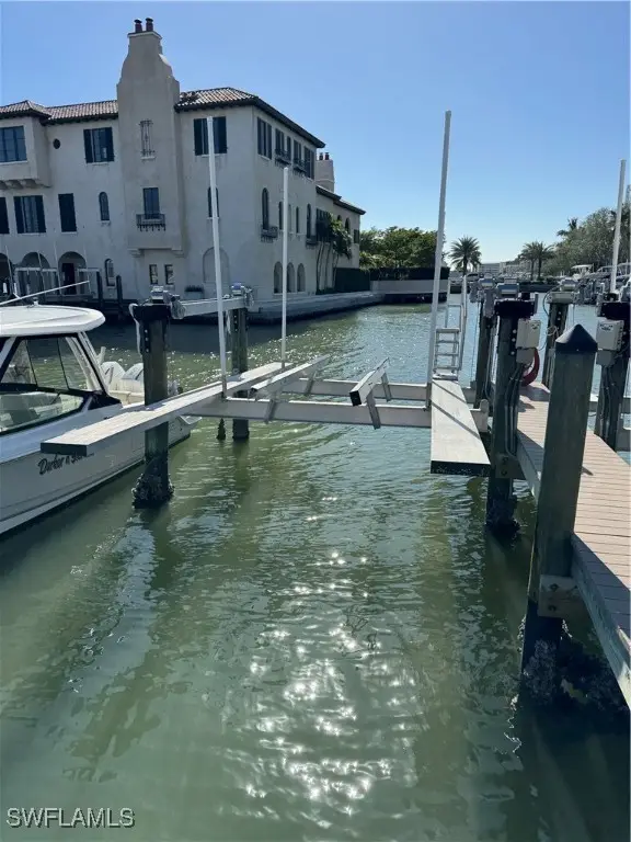 4190 Gulf Shore Boulevard N, Naples, FL 34103 - Image #2