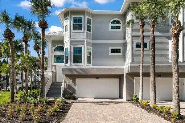 160 Barefoot Circle #38, Bonita Springs, FL 34134