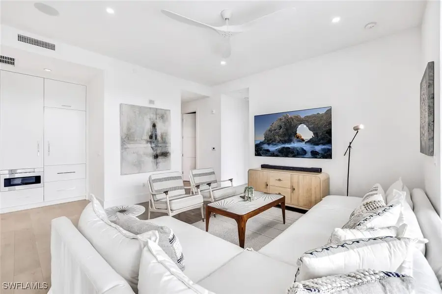 850 Central Avenue #207, Naples, FL 34102 - #3