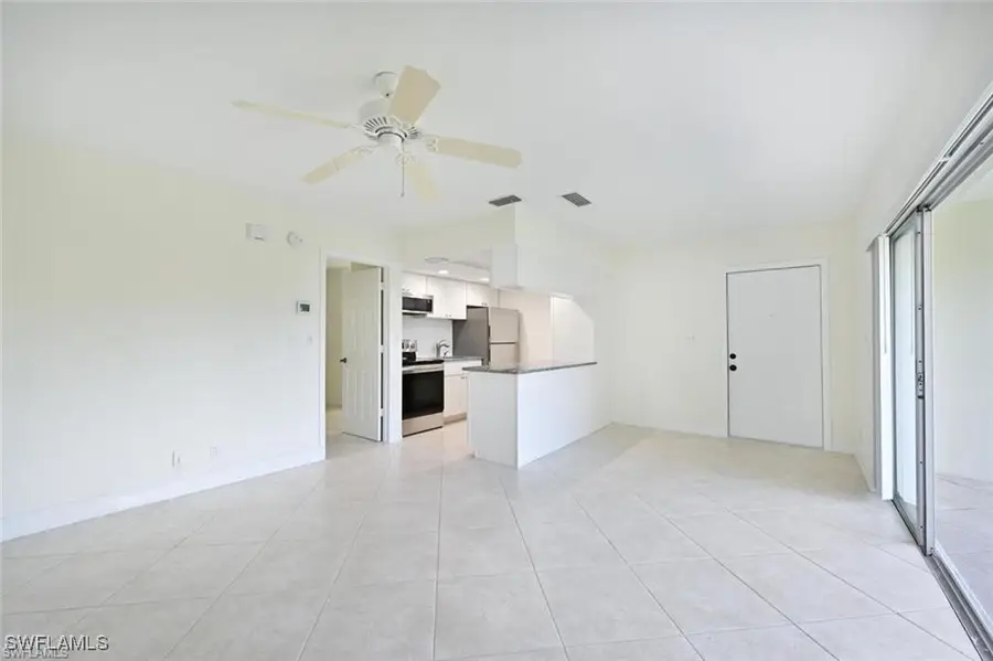 18 Bob O Link Court #18B, Naples, FL 34105 - Image #3
