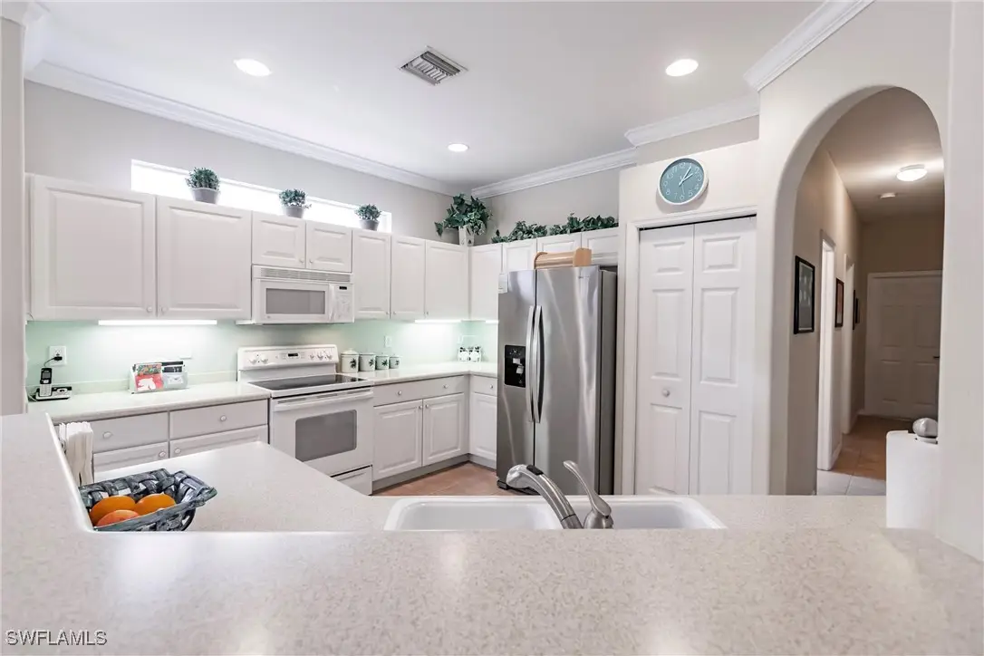 8236 Woodridge Pointe Drive, Fort Myers, FL 33912 - Image #1