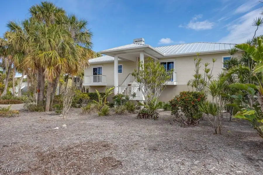 702 Pyrula Avenue, Sanibel, FL 33957 - Image #2