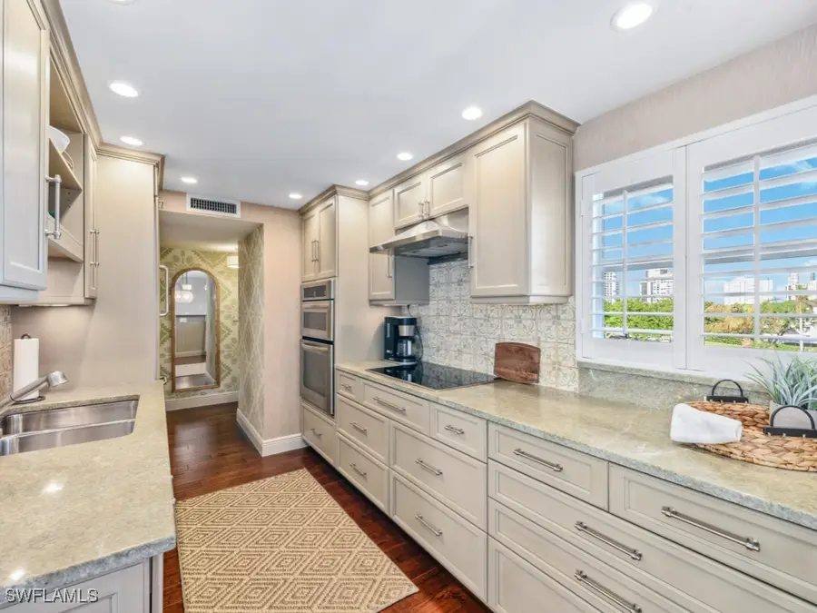 300 Park Shore Drive #5A, Naples, FL 34103 - Image #2