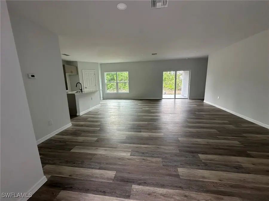 942 Sunrise Boulevard, Lehigh Acres, FL 33974 - Image #2