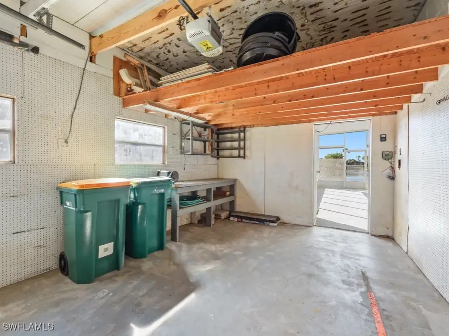 289 Riverwood Road, Naples, FL 34114 - Image #3