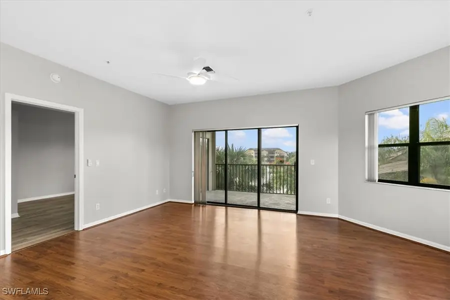 195 Vintage Circle #E304, Naples, FL 34119 - Image #3