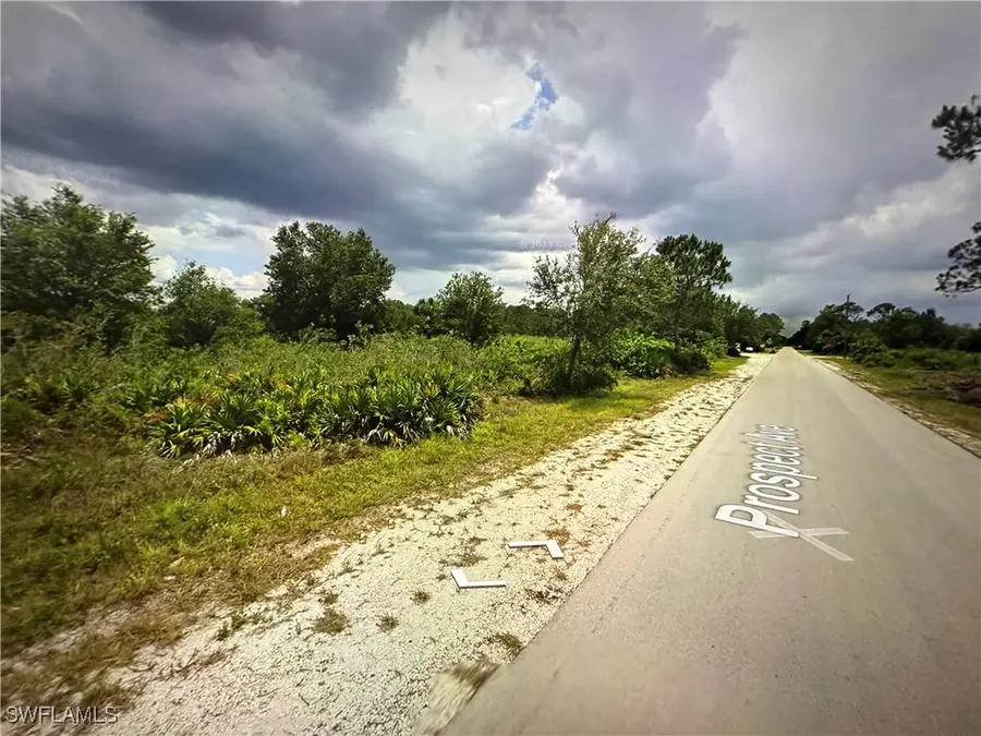 407 W 18th Street, Lehigh Acres, FL 33972 - Image #2