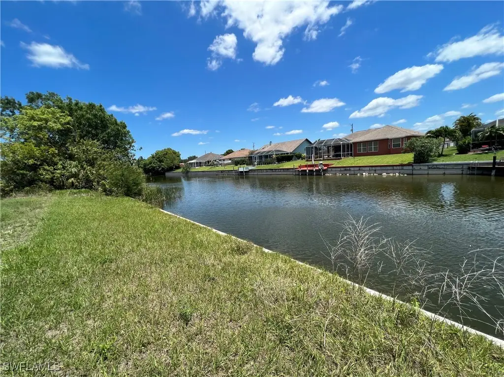31 NE 12th Court, Cape Coral, FL 33909 - Image #1