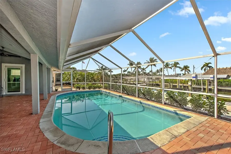 16 Palmview Boulevard, Fort Myers Beach, FL 33931 - Image #2