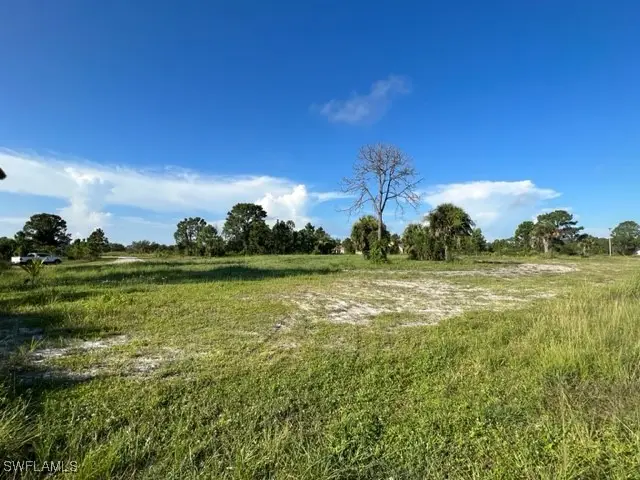 901 Plantation Road, Lehigh Acres, FL 33974 - Image #2