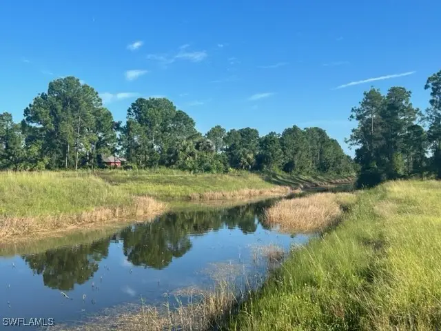 901 Plantation Road, Lehigh Acres, FL 33974 - Image #3