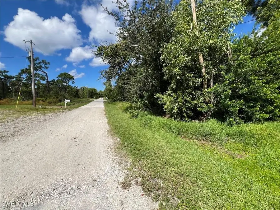 5210 Barrow Drive, Saint James City, FL 33956 - Image #3