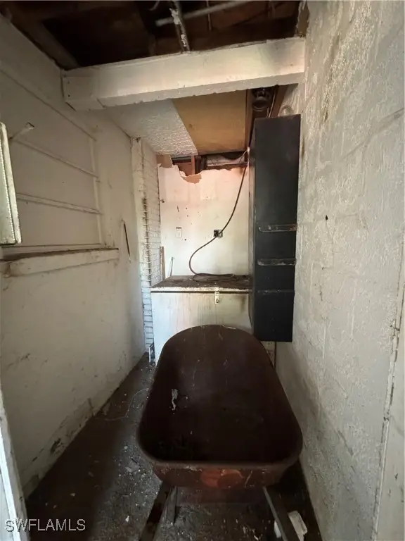 8306 Suncoast Drive, North Fort Myers, FL 33917 - Image #3