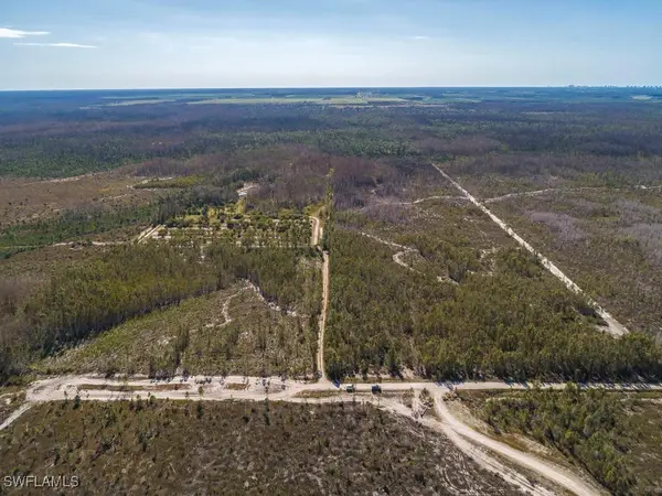 7650 Irgang Road, Naples, FL 34114