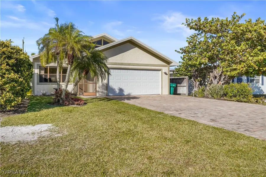 683 96th Avenue N, Naples, FL 34108 - Image #3