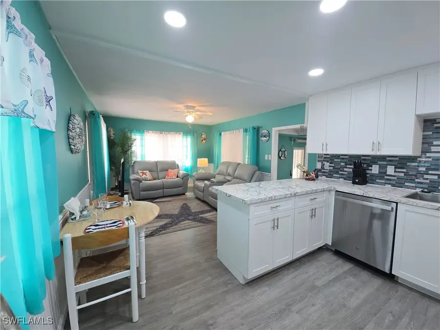 19 Moorhead Manor, Naples, FL 34112 - Image #3