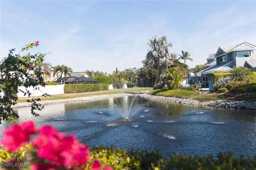 643 Bridgeway Lane, Naples, FL 34108 - Image #3