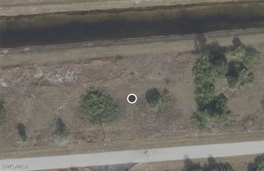 1139 Ermine Street E, Lehigh Acres, FL 33974 - Image #2