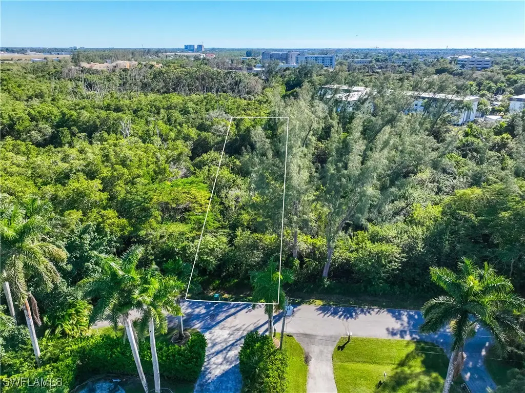 1552 Bembury Drive, Naples, FL 34102 - #1