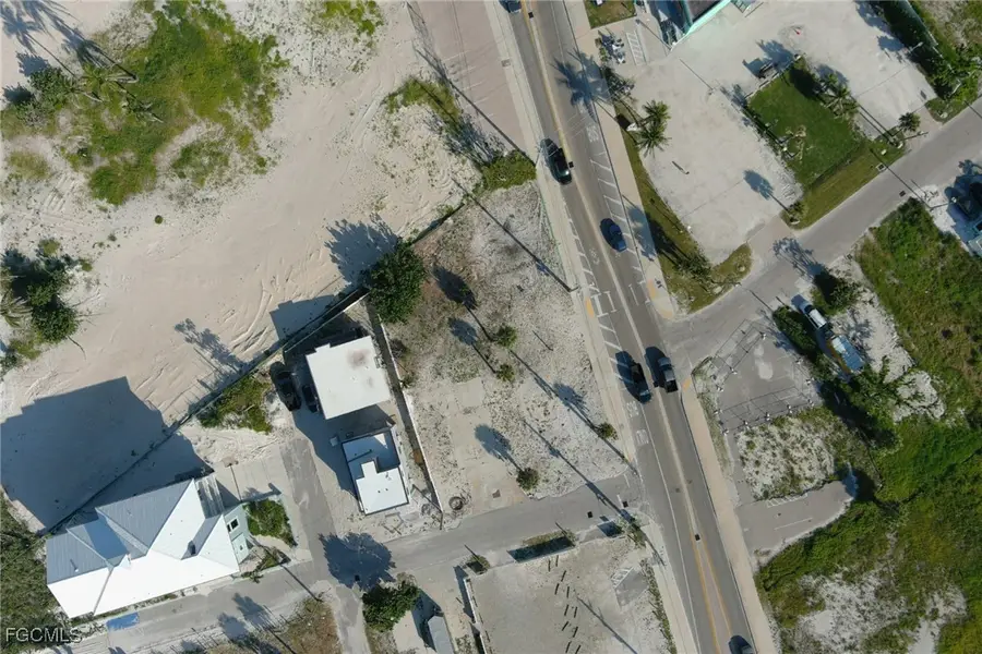 81 Mango Street, Fort Myers Beach, FL 33931 - Image #2