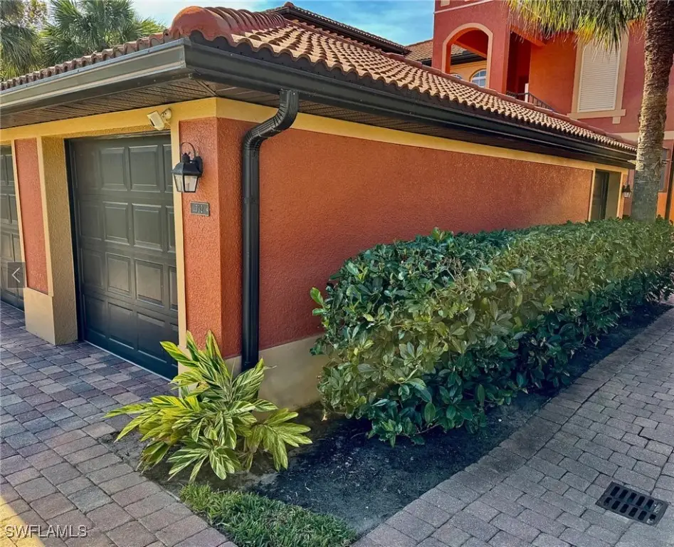 10025 Heather Lane #702, Naples, FL 34119 - Image #1