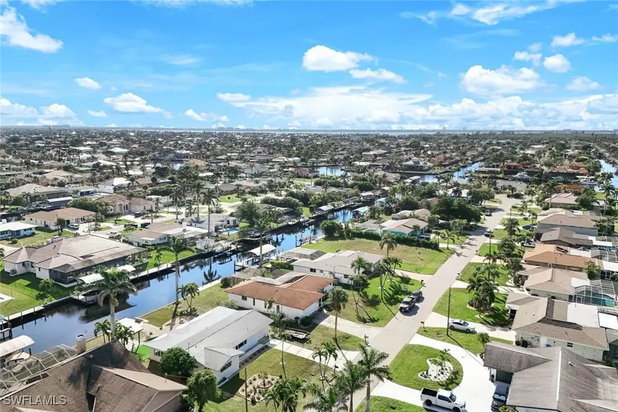 4827 SW 3rd Avenue, Cape Coral, FL 33914 - Image #3