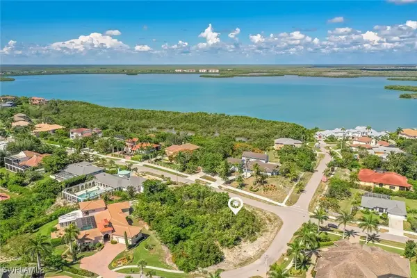 790 Inlet Drive, Marco Island, FL 34145